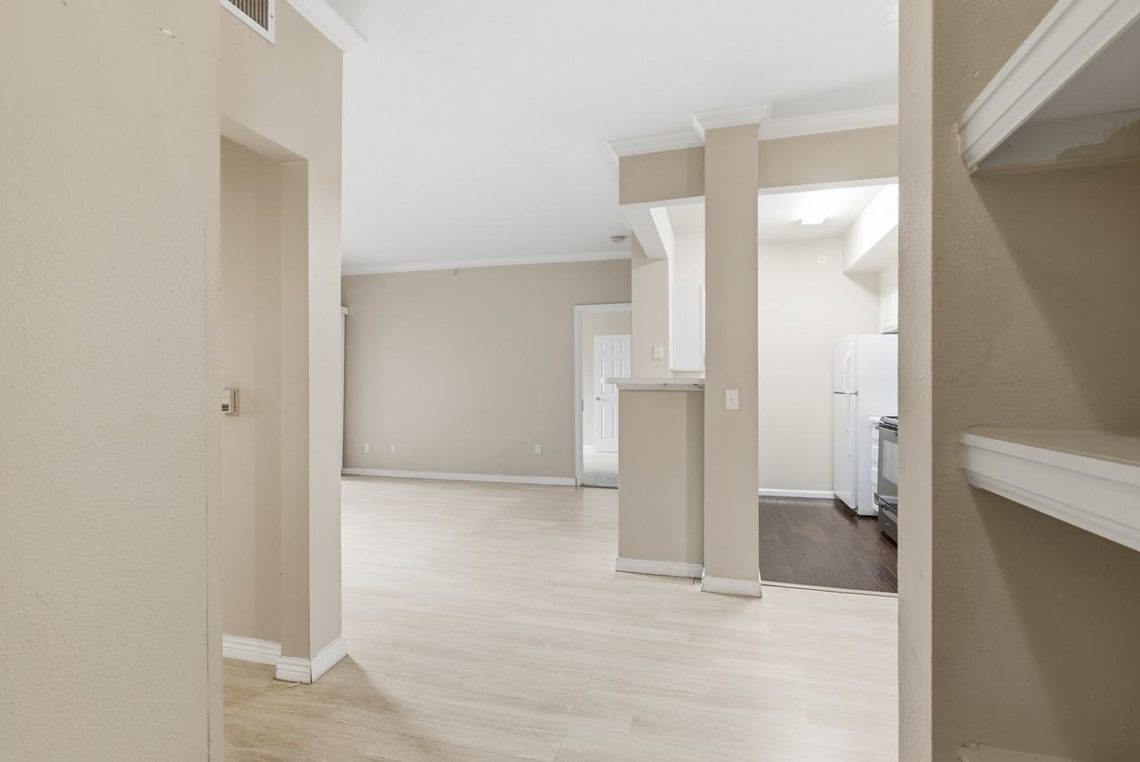 7438 S Quail Cir #2016 - Photo 4 of 30