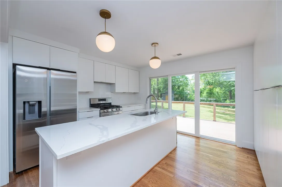 46 Briarcliff Dr #1 - Photo 3 of 11