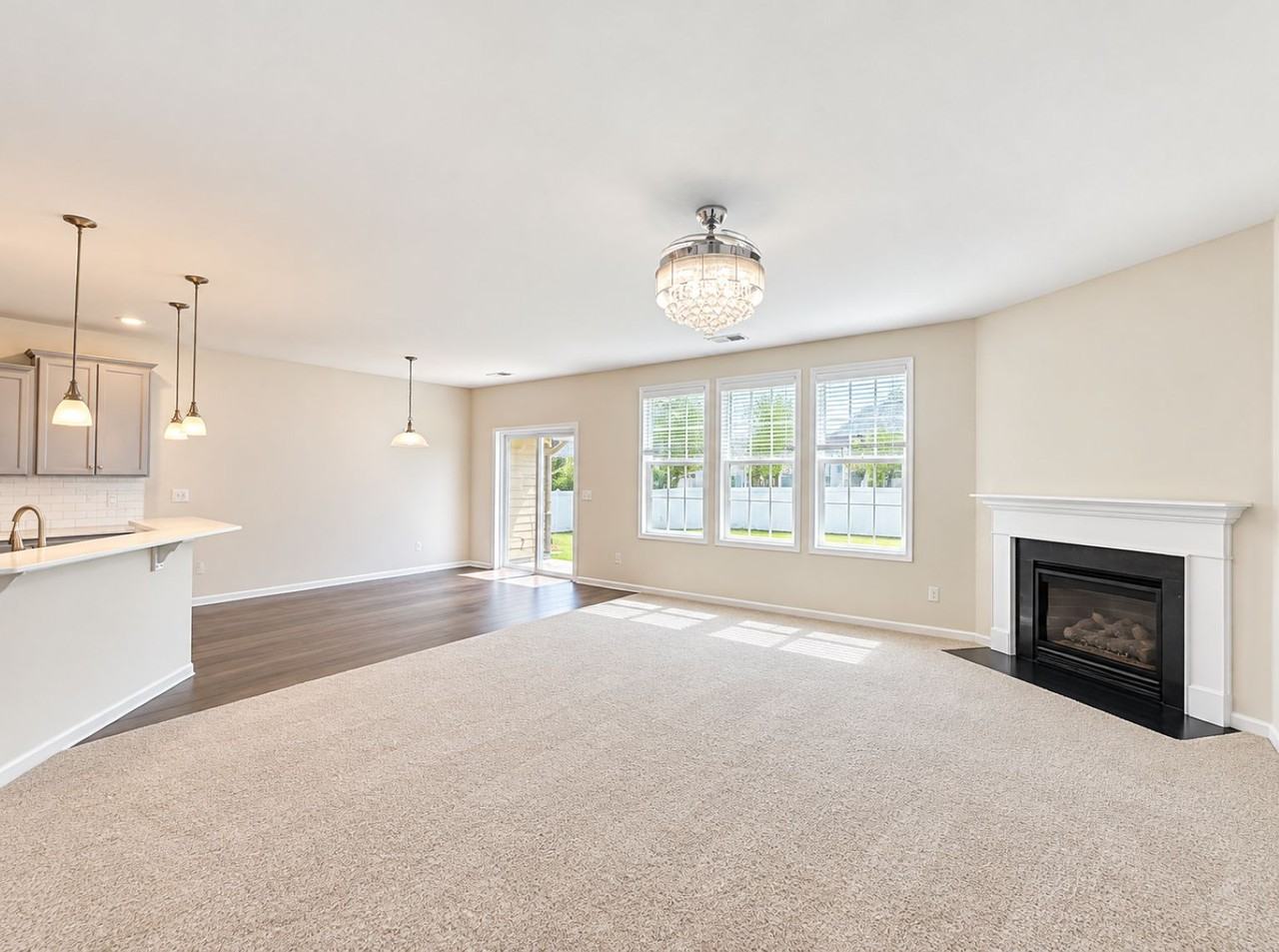 110 Eden Ave #1 - Photo 4 of 32