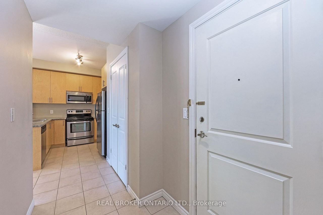 135 Wynford Drive #401 - Photo 6 of 46
