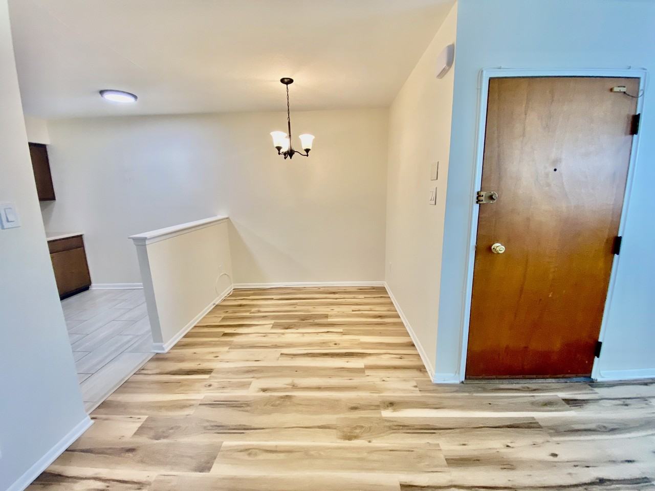 3028 S 70th St 2nd Fl #2ndFL - Photo 5 of 30