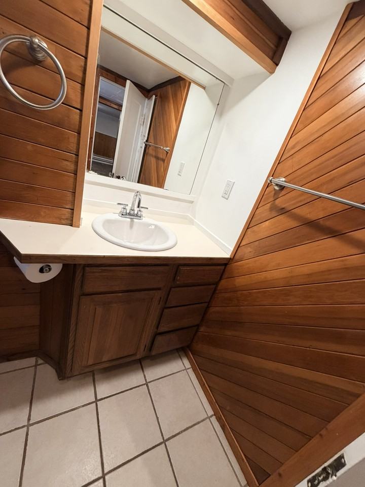 2901 North 9th Street #3 - Photo 7 of 11