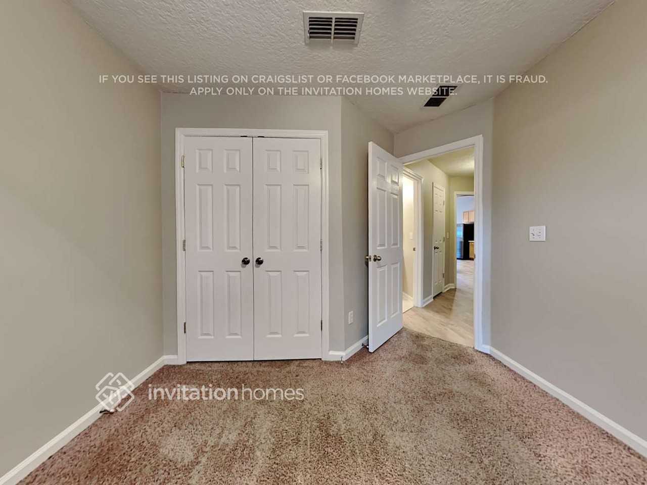 8621 Derry Dr - Photo 6 of 16