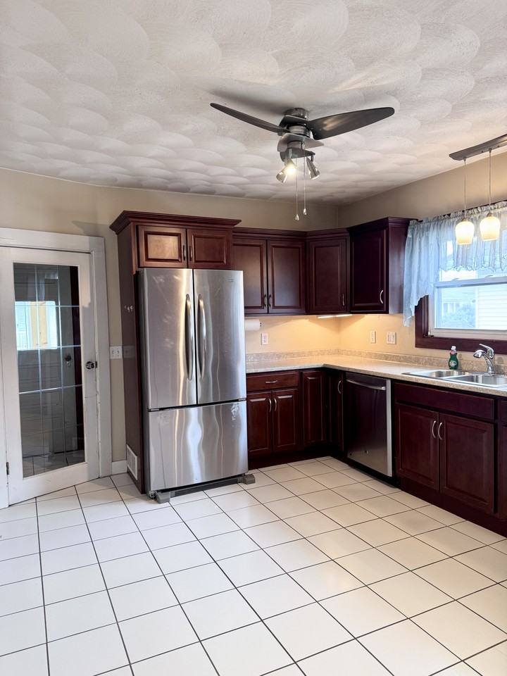 27A Bradbury Ave - Photo 4 of 17