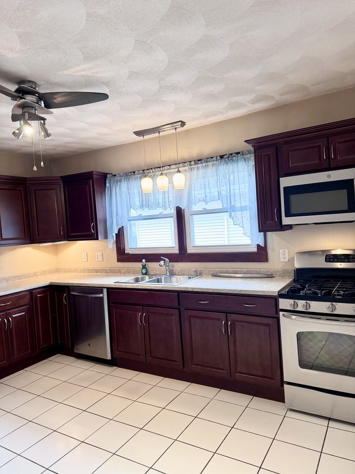 27A Bradbury Ave - Photo 6 of 17