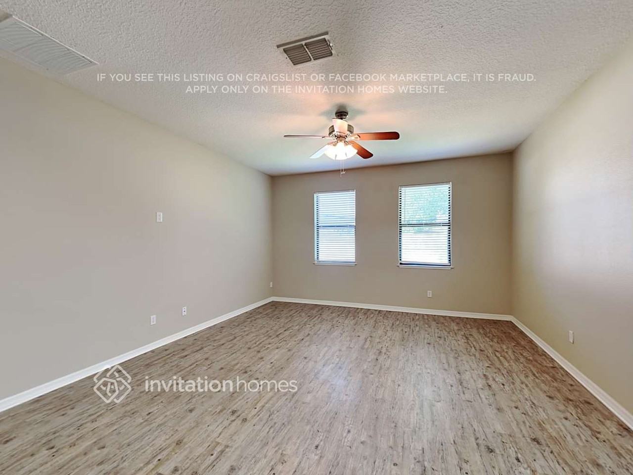 409 Arbor Pointe Ave - Photo 4 of 20