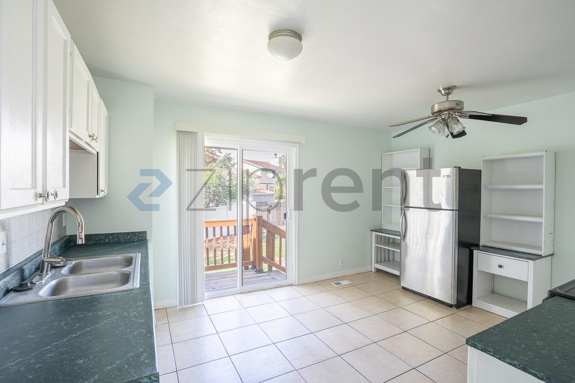 5944 W Cardington Cir - Photo 7 of 31