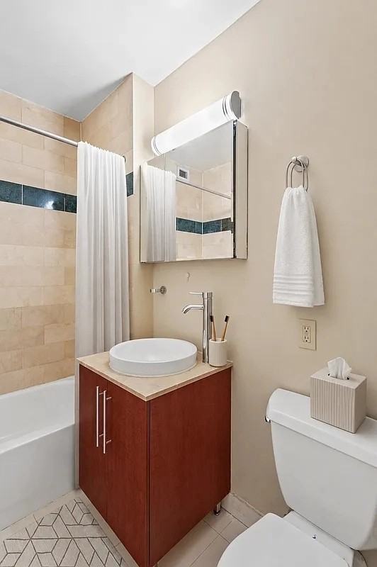 100 John Street #1115 - Photo 5 of 8
