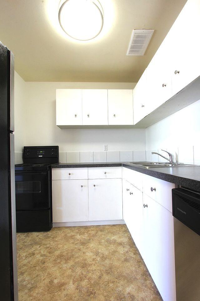 Villa Eve Townhomes - Photo 6 of 7