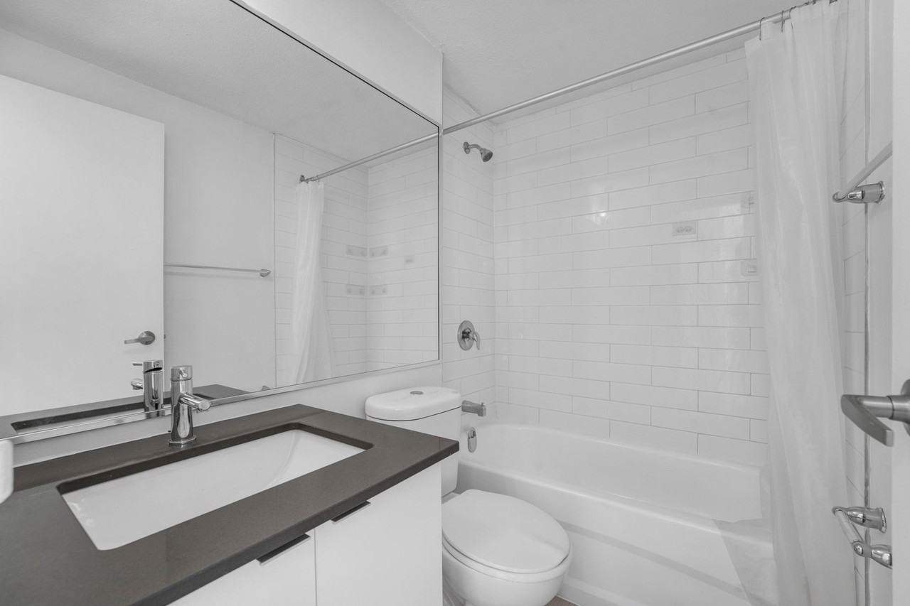 145 York St - Photo 7 of 50