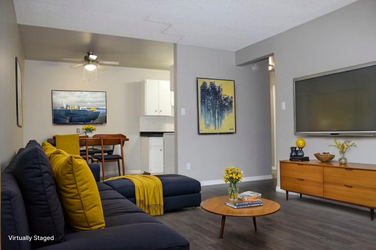 Grand Apartments - Photo 2 of 20