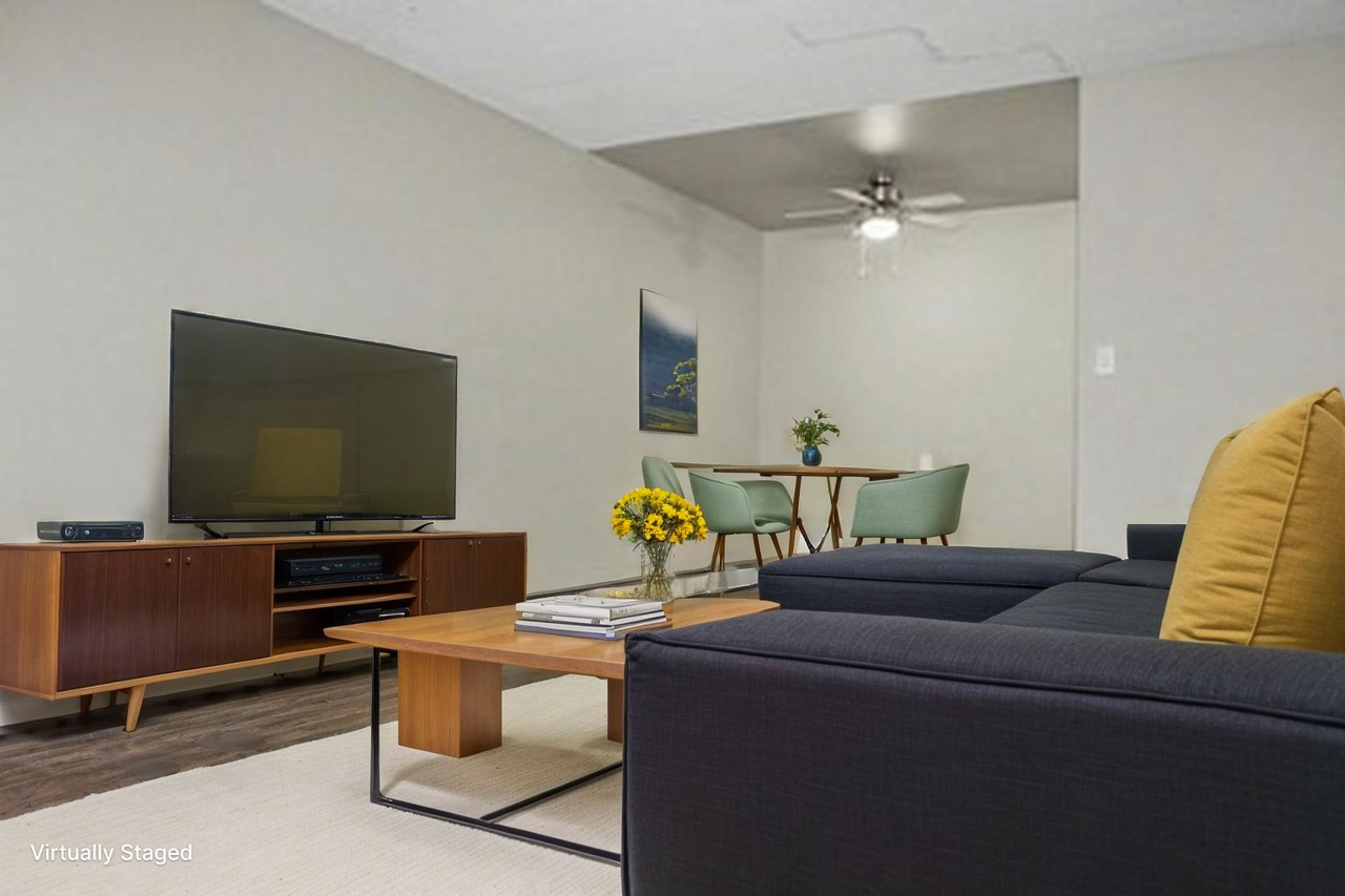 Grand Apartments - Photo 6 of 20