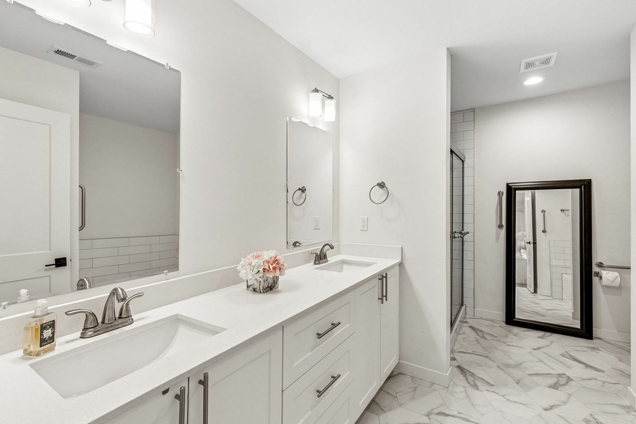 21 E Sullivan St #B - Photo 7 of 24