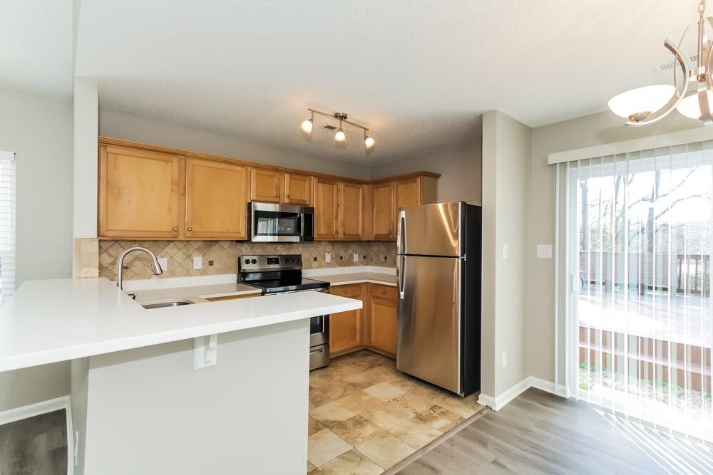 2206 Pimpernel Rd - Photo 7 of 16