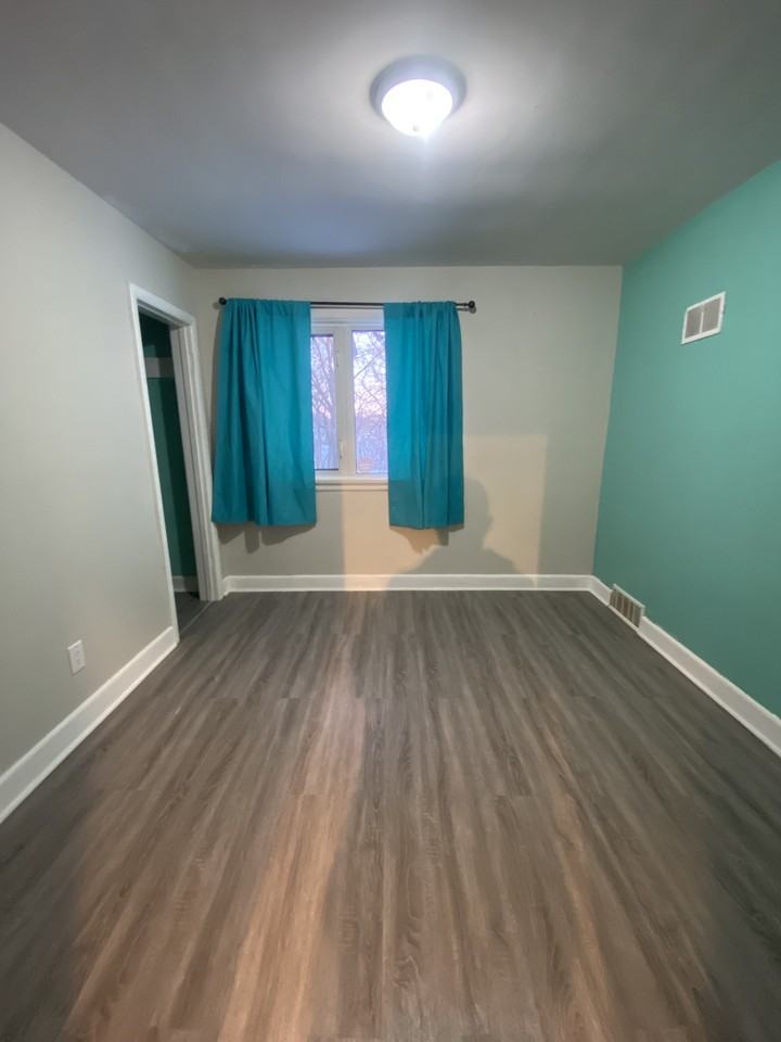 684 Matheson Ave - Photo 7 of 15