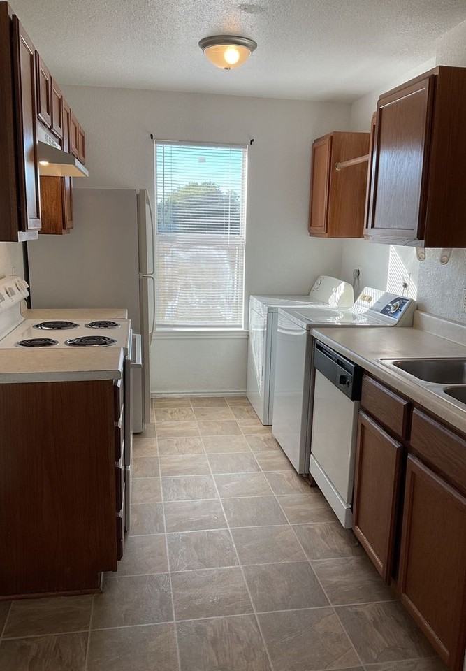 5904 Greengate Dr #A - Photo 2 of 14