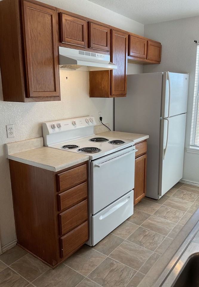 5904 Greengate Dr #A - Photo 3 of 14