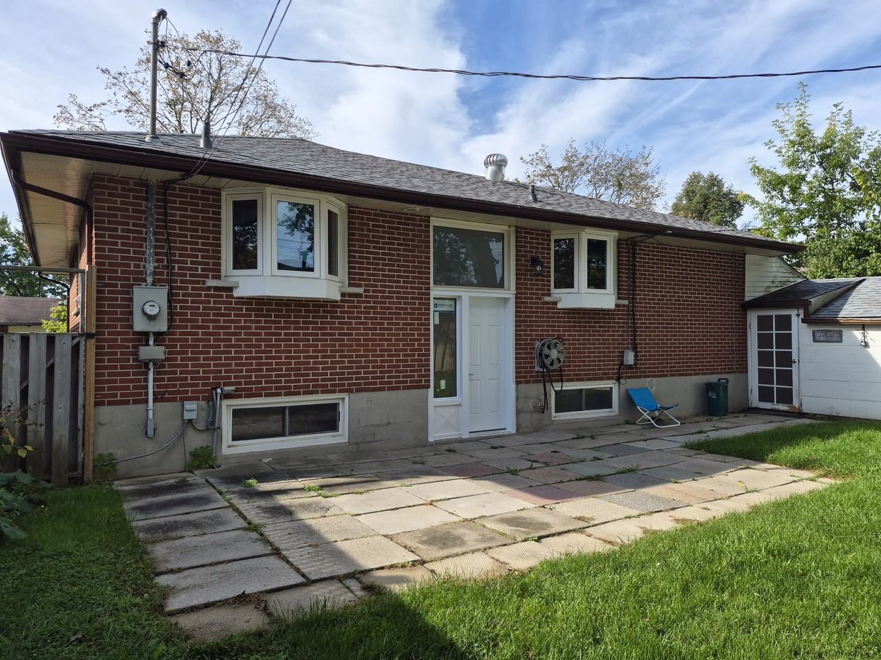 10 Alexander Ave - Photo 2 of 10
