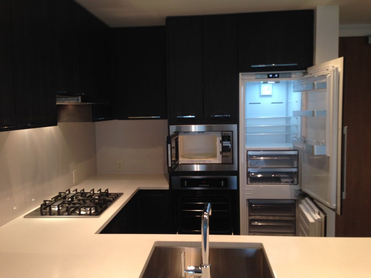 6677 Cambie St - Photo 2 of 20