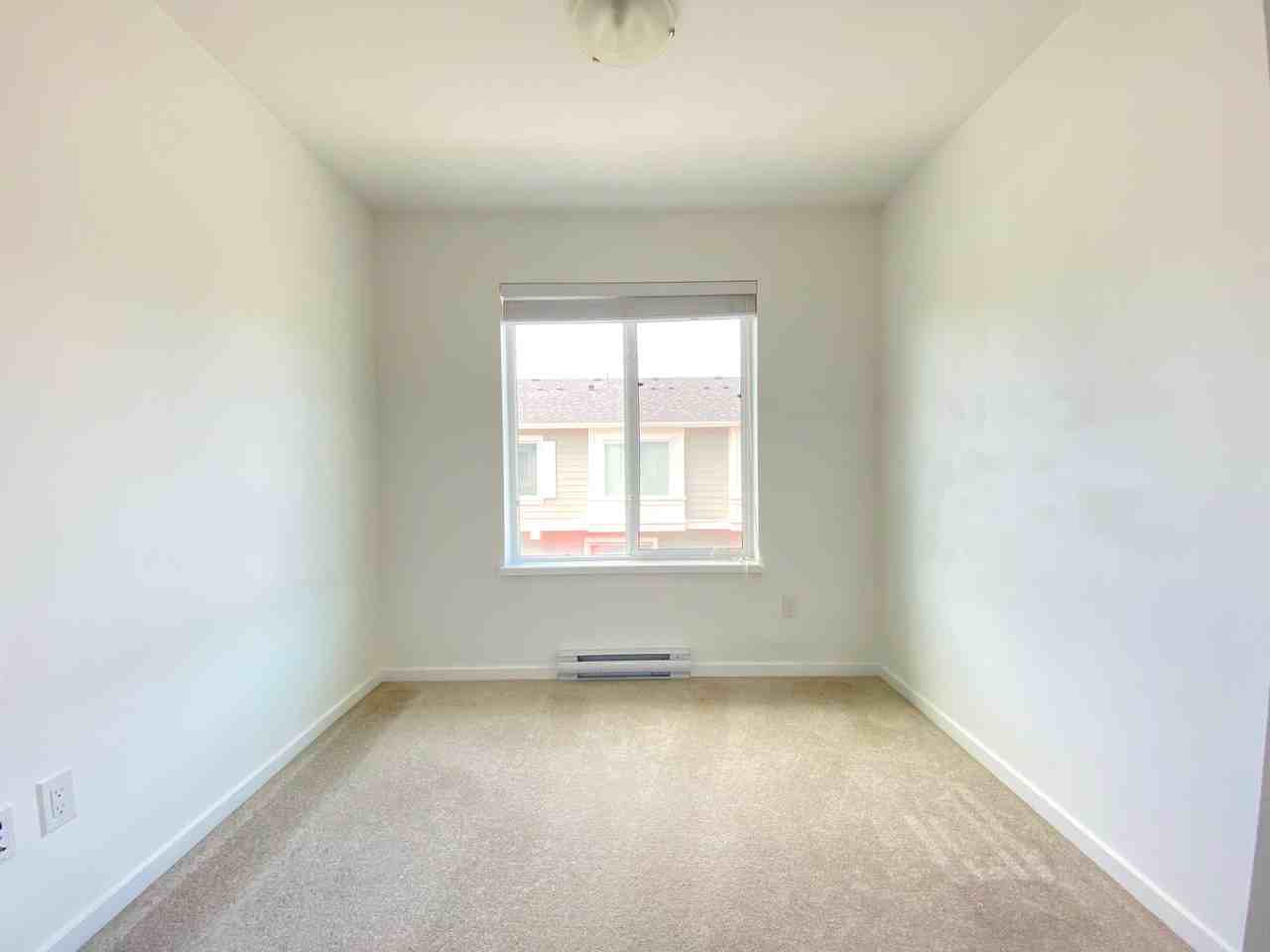 16678 25 Ave - Photo 5 of 9