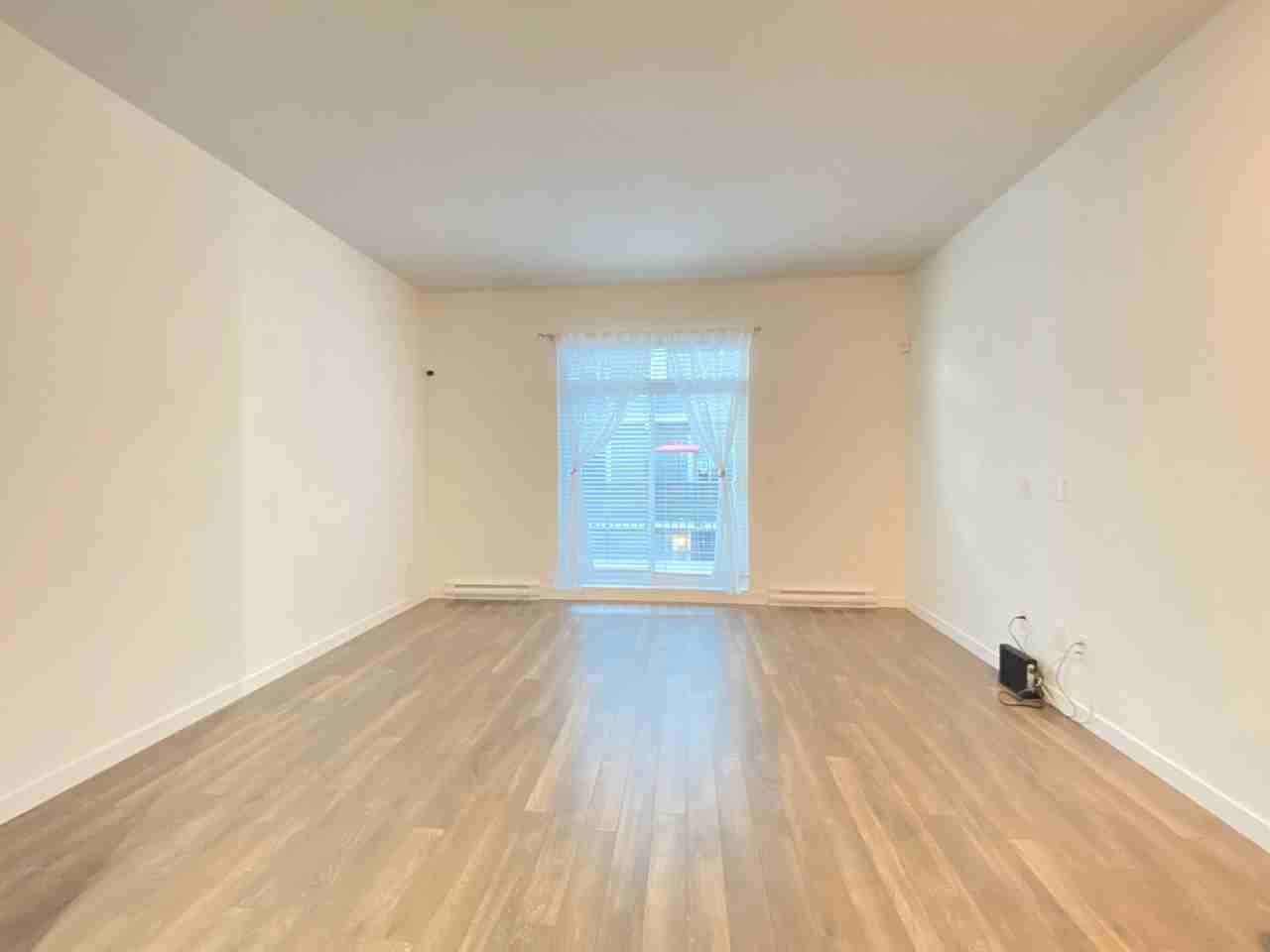 16678 25 Ave - Photo 7 of 9
