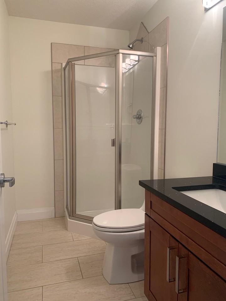 10636 66 Ave Nw - Photo 3 of 22