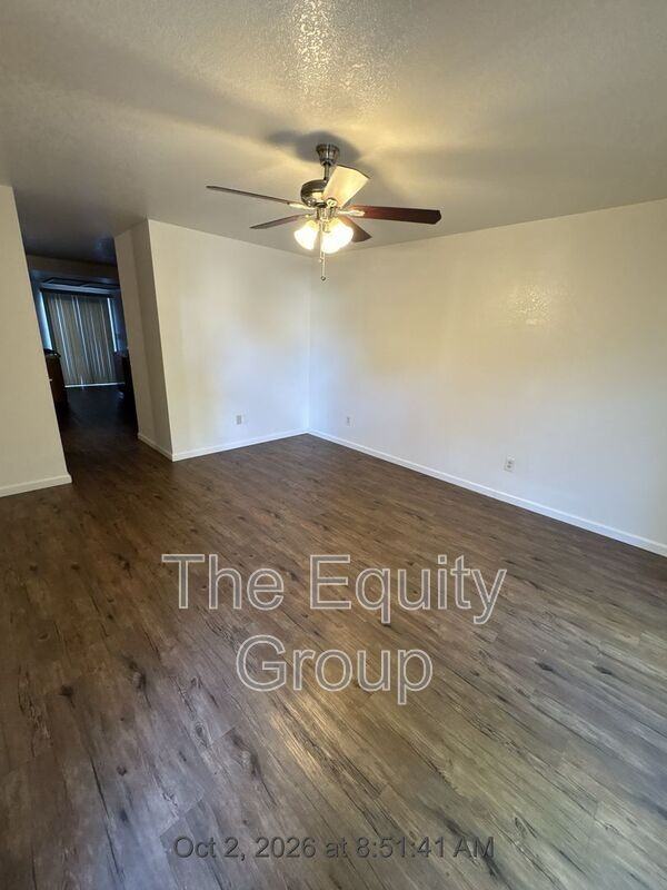 1328 S Rossmoor St - Photo 3 of 19