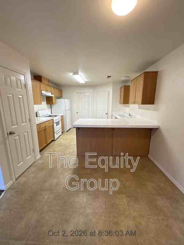 4253 W Walnut Ave #4253D - Photo 4 of 16
