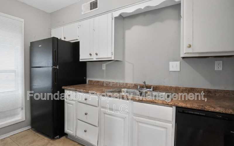 3843 Alex Cv - Photo 5 of 27