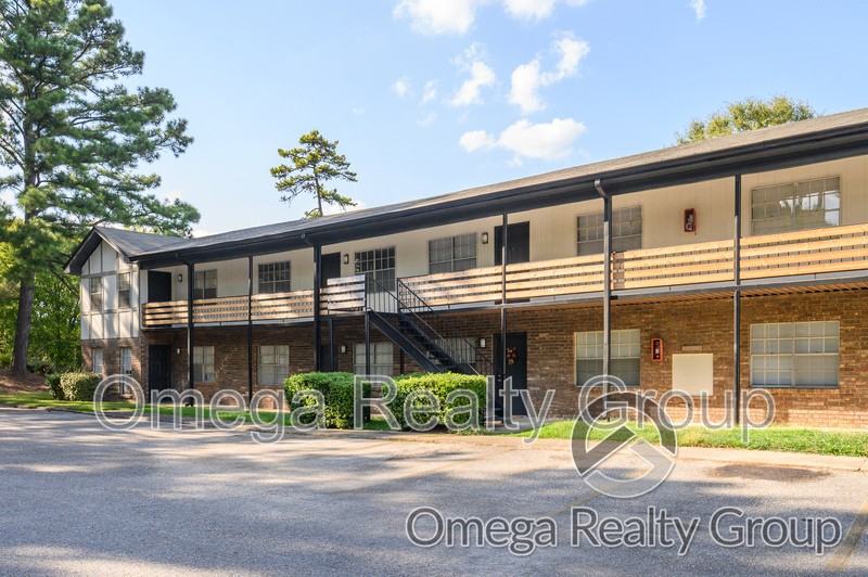 3201 Spring Aire Ct #F - Photo 2 of 33