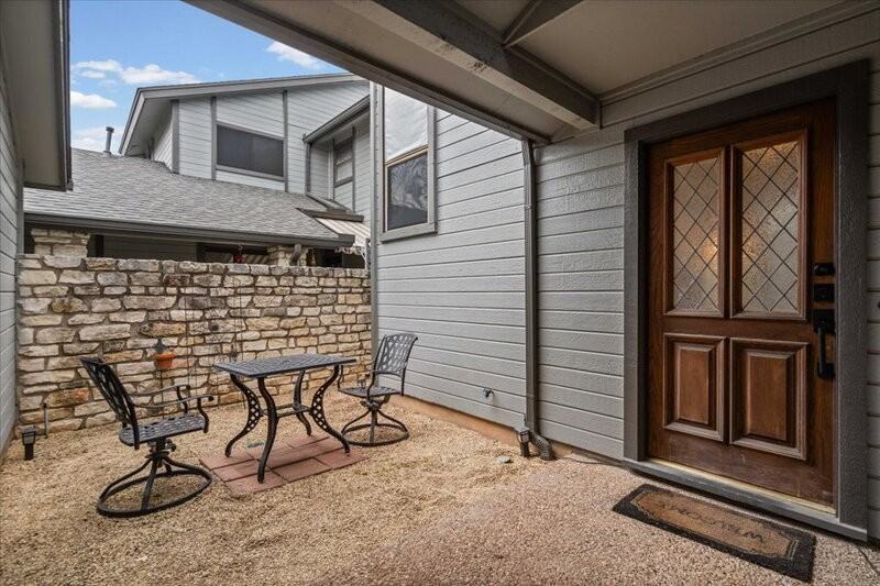 8800 Mariscal Canyon Dr - Photo 3 of 30