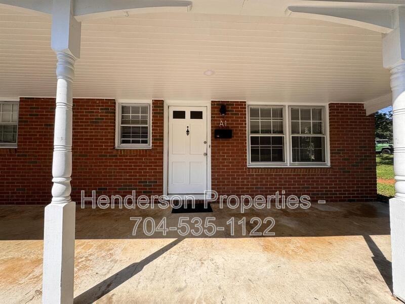 642 E Broad St #A1 - Photo 2 of 13