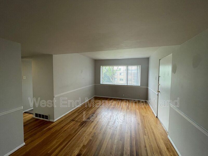 9101 Olive Blvd #2A - Photo 4 of 7