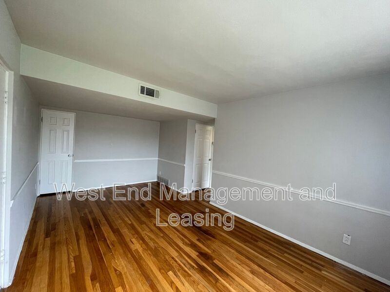 9101 Olive Blvd #2A - Photo 5 of 7