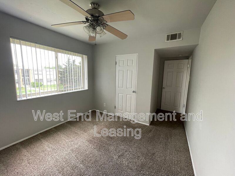 9101 Olive Blvd #2A - Photo 6 of 7