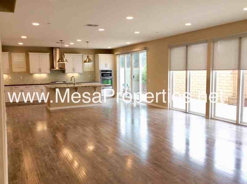 3025 E Via Corvina - Photo 2 of 15