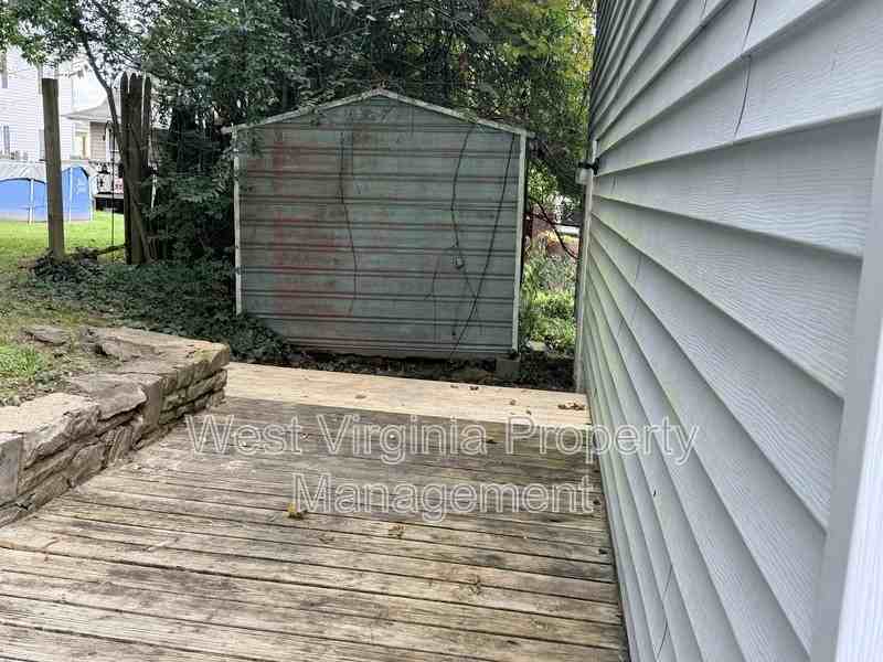 117 Wildwood Ave - Photo 3 of 17