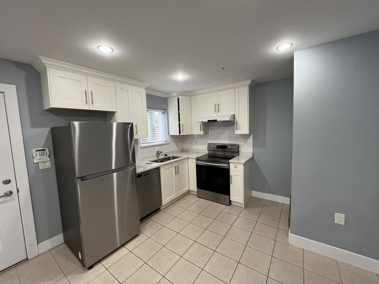 4840 Ross Street - Photo 3 of 12