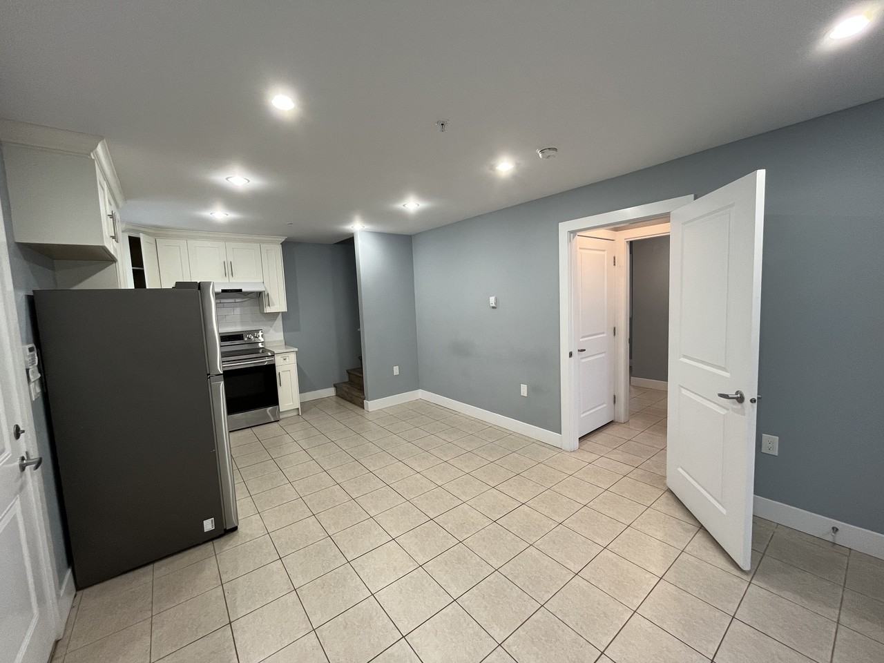 4840 Ross Street - Photo 5 of 12