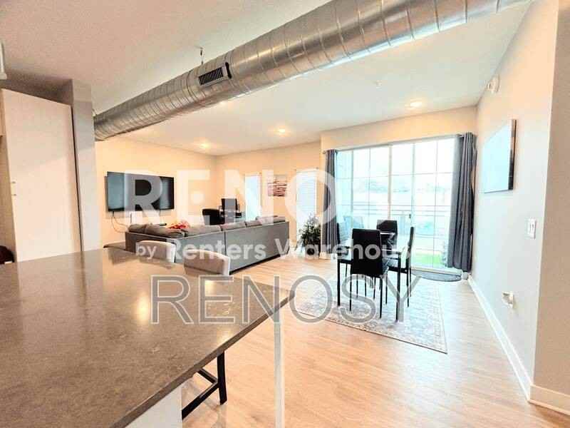 400 Sw 7th St #204 - Photo 7 of 22