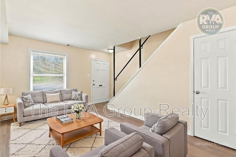 4103 N Kinsley Ave - Photo 5 of 18