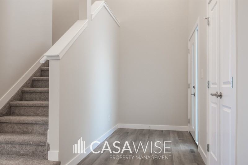 154 Awentia St #154 - Photo 6 of 14