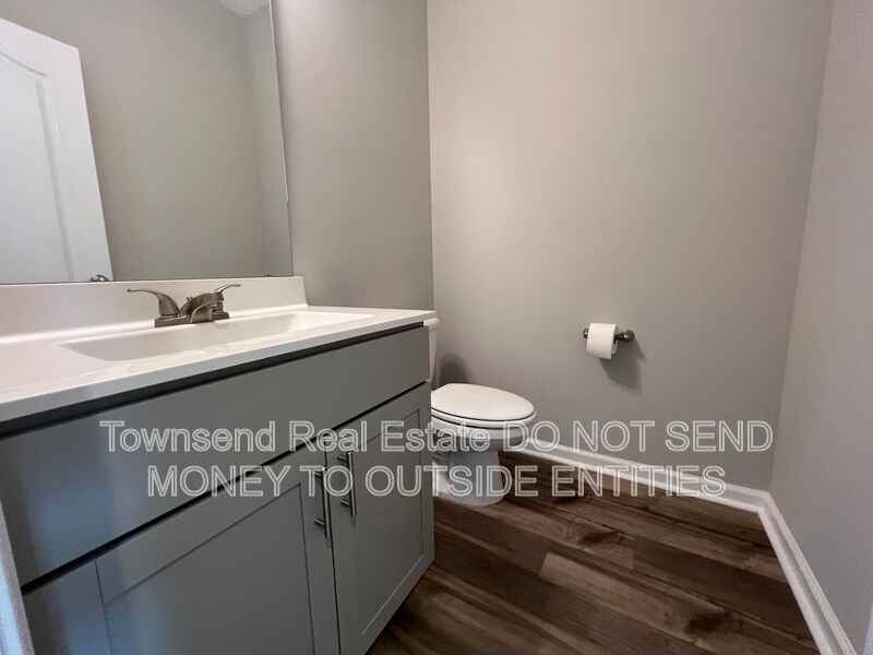 114 Prescott St - Photo 4 of 19