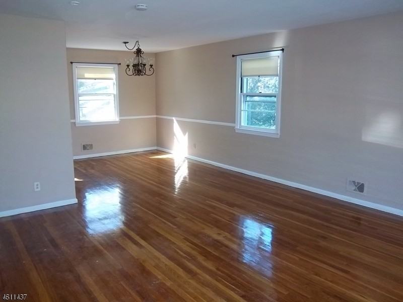 209 Pleasant Ave - Photo 2 of 6