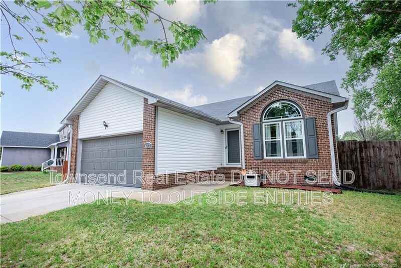 4343 Dominique St - Photo 2 of 18