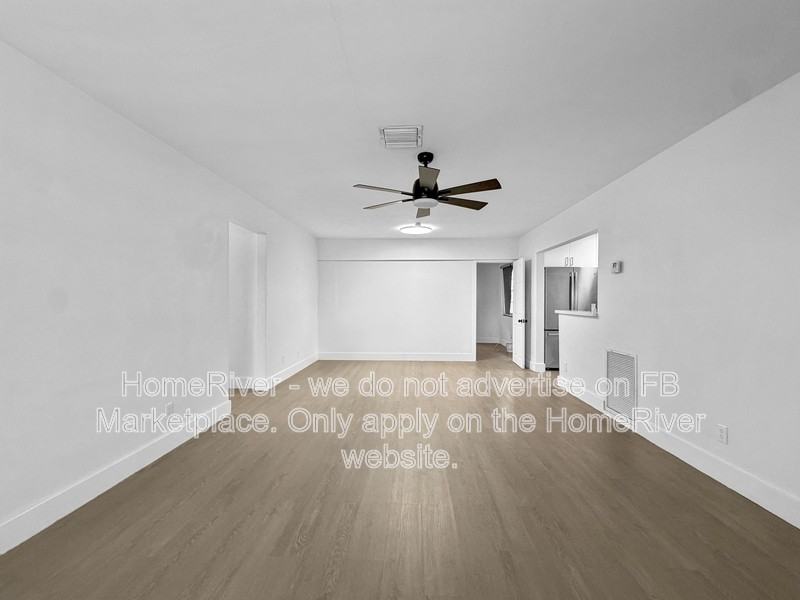 4200 Sw 19th St #B - Photo 6 of 21