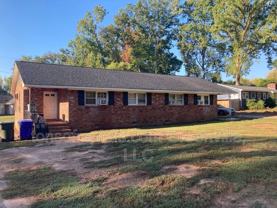 3842 S Pine St - Photo 1 of 1