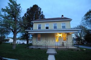 featured image of 1890 Andrews St