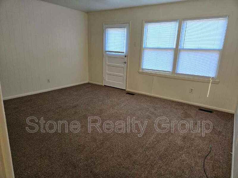 2028 N 22nd St - Photo 2 of 10