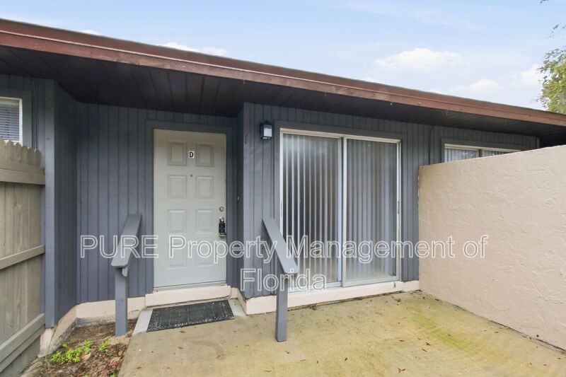 2985 Seavenue #D - Photo 2 of 19